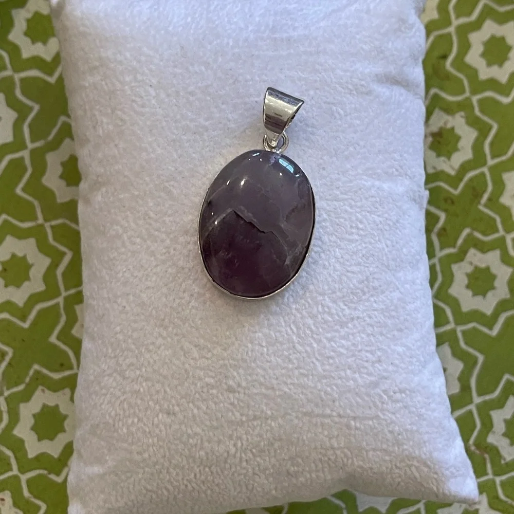 Natural Sage Amethyst Silver Plated Oval Pendant Light Purple 1.5” x .75” – NEW - Picture 2 of 7
